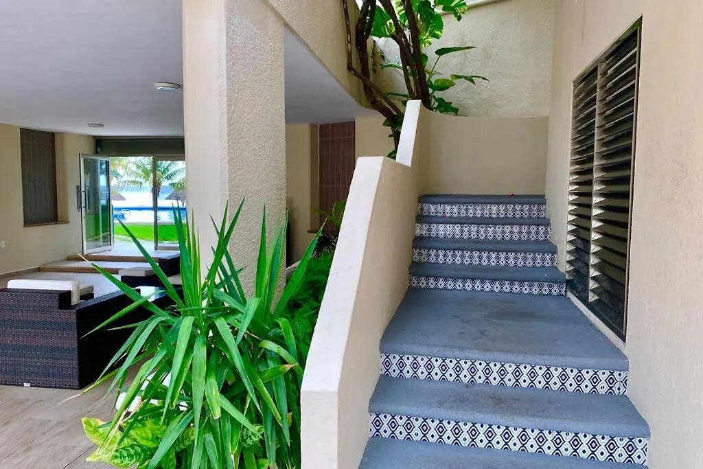 קנקון Oceanfront Condo Bm By Andiani